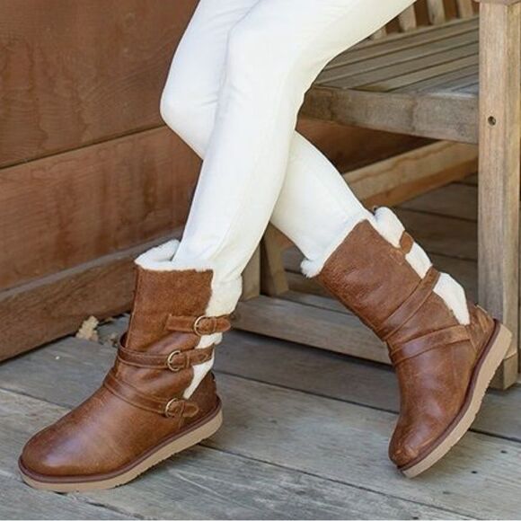 ✨ UGG Becket Chestnut Shearling Leather Boots – Women’s Size 7 ✨ - Picture 1 of 14